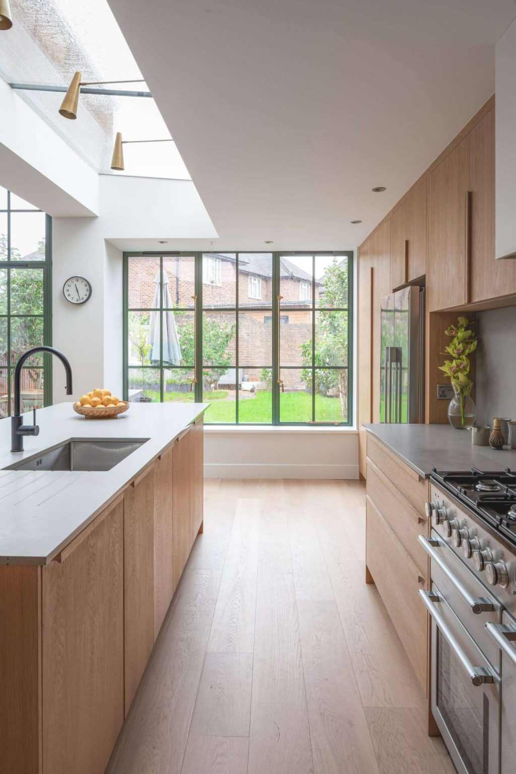 Stunning Kitchen Design With Eco Friendly Cabinets image