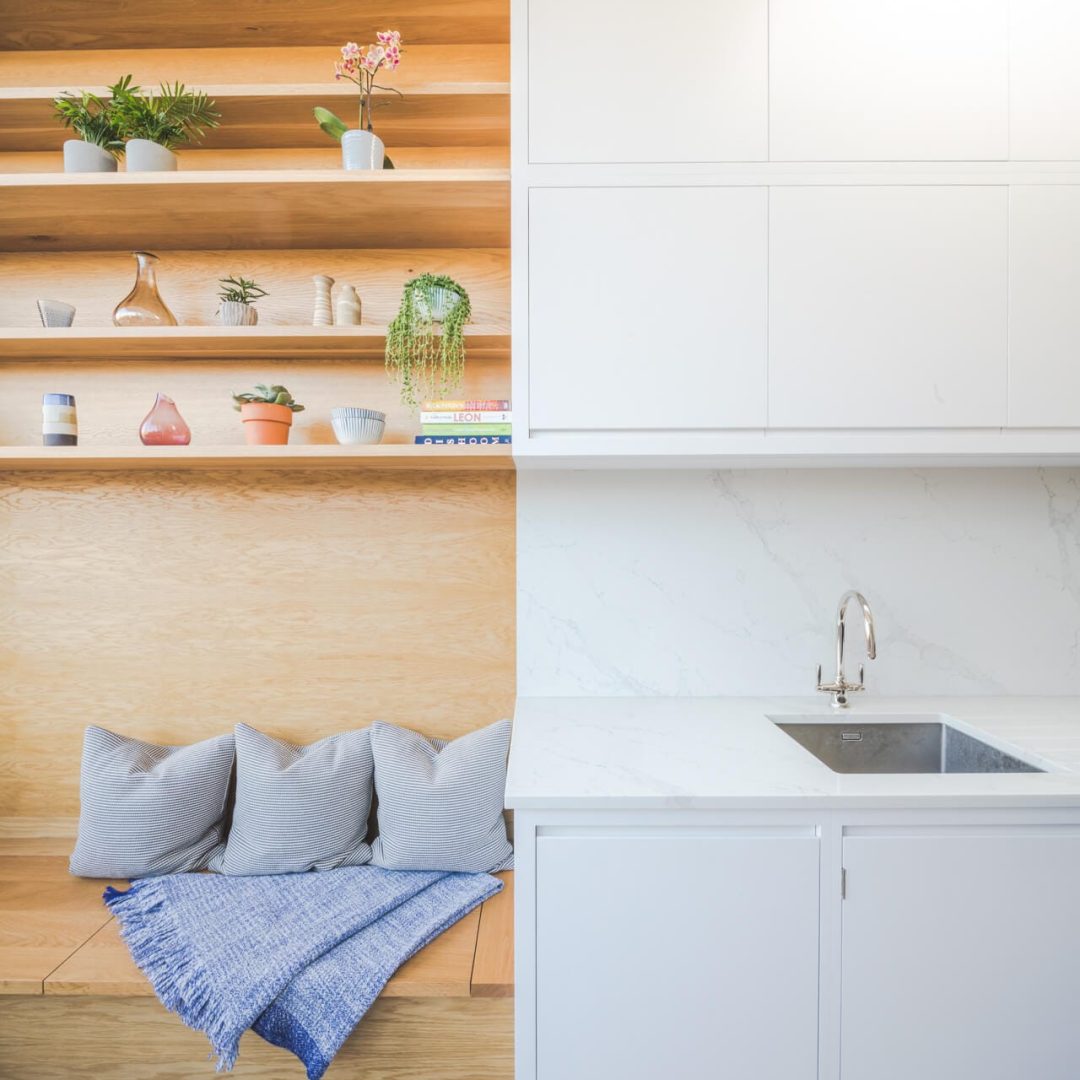 Contemporary London Townhouse Kitchen with built in seating area